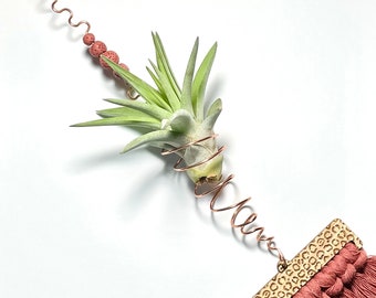 Hanging Wire Wrapped Air Plant Holder Cheetah Print