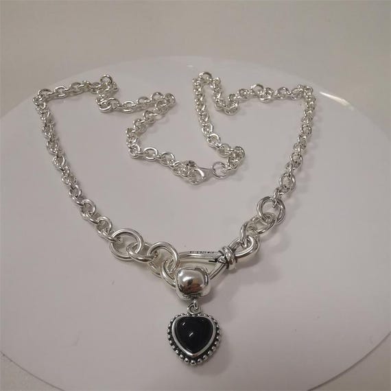 PANDORA Chunky Infinity Knot Chain Collana a forma di cuore nero