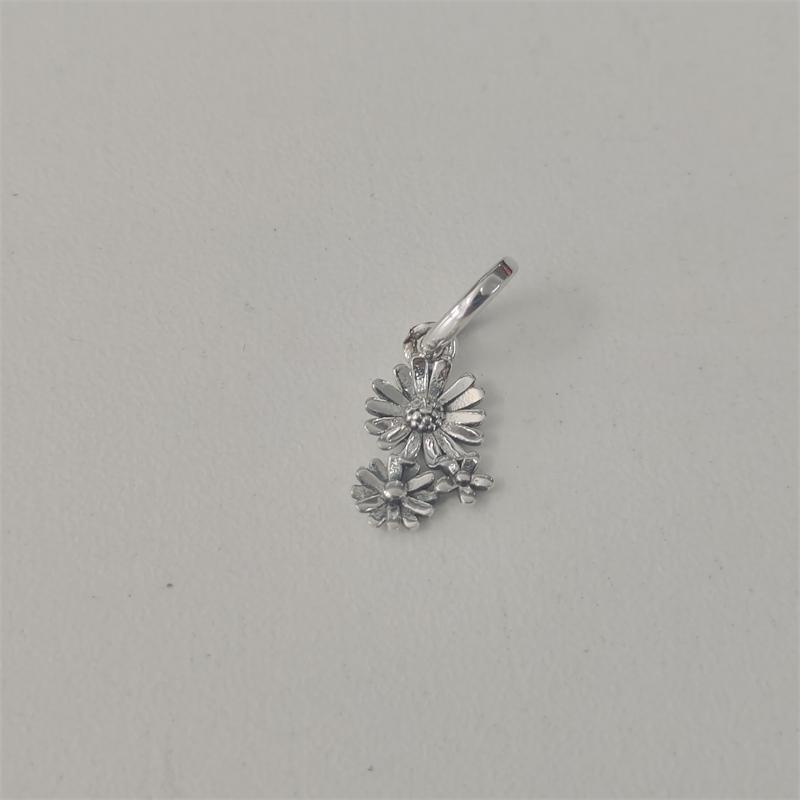 Pandora Daisy Dangle Charm