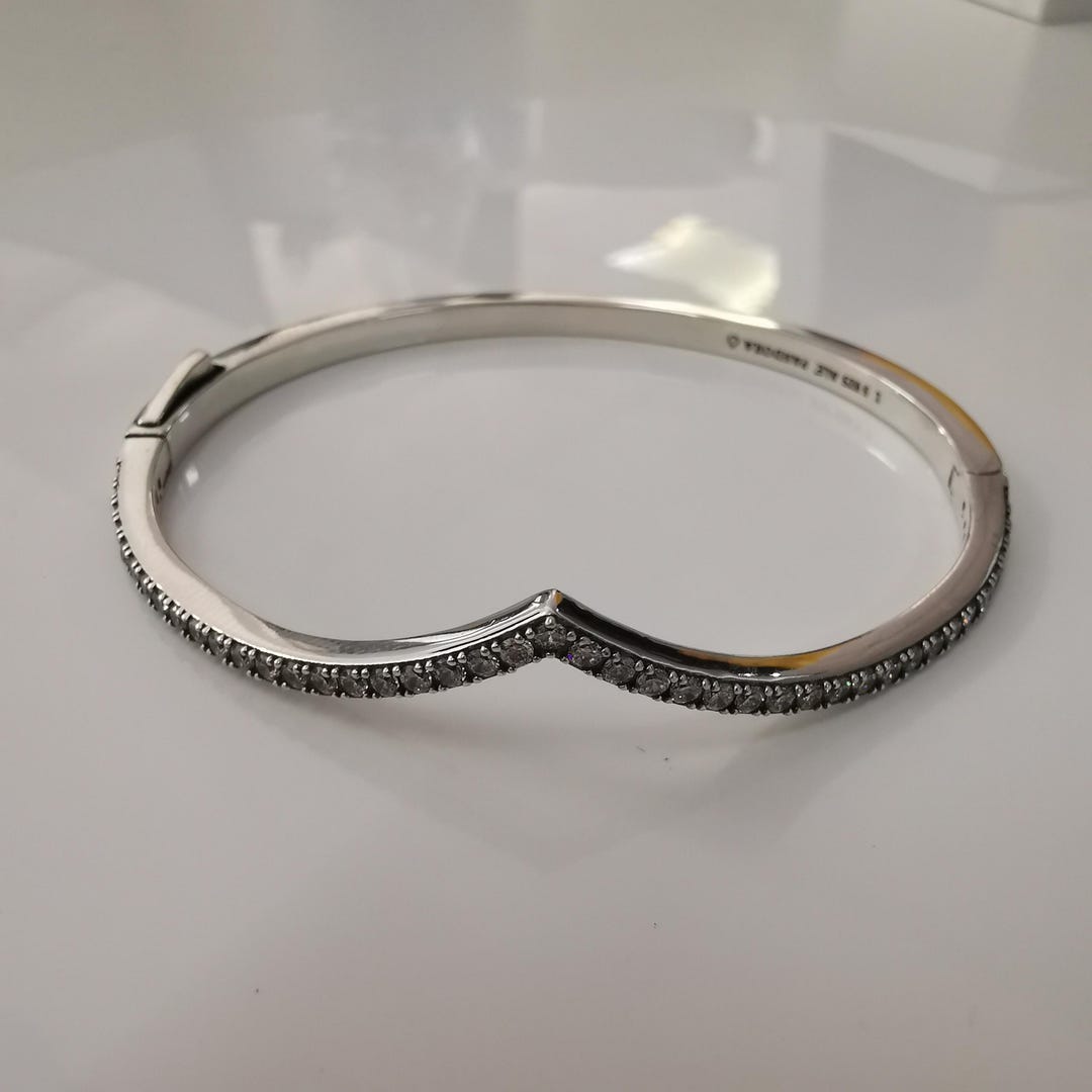 Smooth Textured Machine Cut Bangles – Andaaz Jewelers