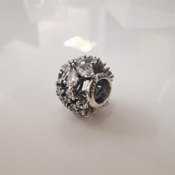 アクセサリー Sparkling Herbarium Cluster Charm PANDORA Sparkling Herbarium Cluster Dangle Charm