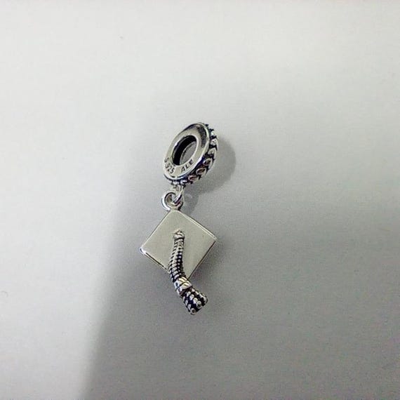 PANDORA ジュエリー 卒業 スターリングシルバーチャーム