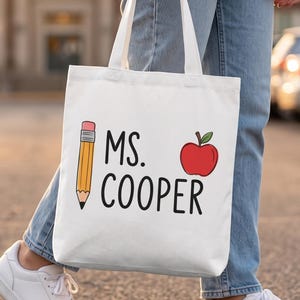 Gepersonaliseerde draagtas voor in de klas, tas met naam van de leerkracht, gepersonaliseerd cadeau voor boekenliefhebbers, draagtas voor schoolspullen, uniek cadeau voor de docent