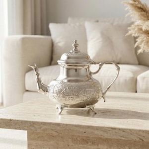 Marokkanische Silber Teekanne | Handgemachte Teekanne mit Gravur für Minztee | Einzigartige Teekannen für eine oder Servier-Set