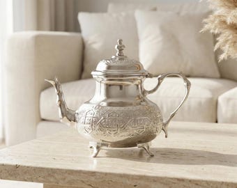 Théière marocaine en argent | Théière gravée à la main pour thé à la menthe | Théières uniques pour une personne ou service