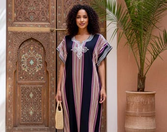 Gandoura Femme – Moroccan Gandoura | Caftan Morocco, Moroccan Dress, Traditional Moroccan Clothing, Kaftan Dress Moroccan Style
