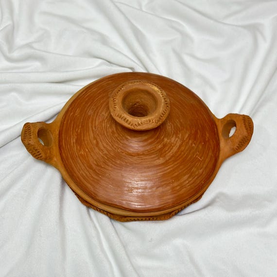 Handmade Moroccan cooking Tagine: Terracotta Cooking Pot with Handles