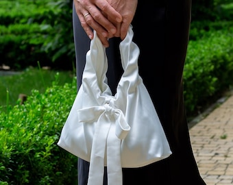 Satin Ivory Bridal Bag, Bridal Purse Bag,Bridesmaid Clutch bag,Satin Small Elegant Bag, Evening Bag, Ivory Color bag, Satin Evening Bag Gift