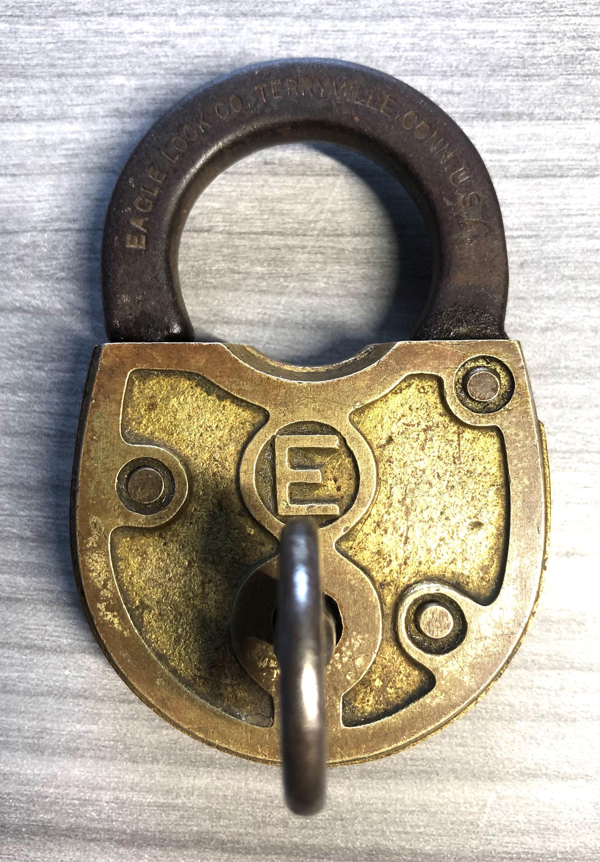 アンティーク木箱EAGLE LOCKTERRYVILLE.CONN.U.S.A. Eagle Lock Company - Etsy