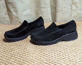 Vintage Y2K Apostrophe Size 7 Black Suede Slip On Wedge Loafers 90s Casual