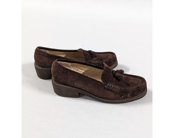 Vintage Y2K Hush Puppies Size 7M Brown Suede Genuine Leather Slip on Loafers