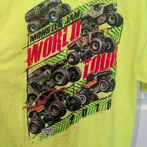 MONSTER JAM World Finals Neon Yellow Graphic Trucks T-Shirt Las Vegas 2016 Large zdjęcie 4