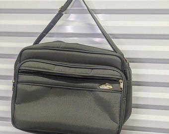 Vintage Samsonite Green Padded Travel Crossbody Weekender Bag Retro Vacation