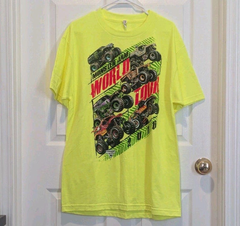 MONSTER JAM World Finals Neon Yellow Graphic Trucks T-Shirt Las Vegas 2016 Large zdjęcie 1
