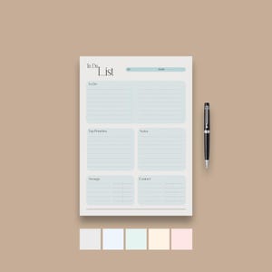 Op de afbeelding: Een witte keramische mok met een zwart handvat en de tekst "But First, Coffee" in een zwarte, handgeschreven lettertype. De mok staat op een wit oppervlak.