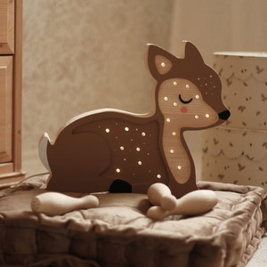 Wooden Deer Night Light – Handmade LED Nursery Lamp | Montessori Kids Room Décor | Eco-Friendly Gift for Baby Shower or Child&#39;s Birthday