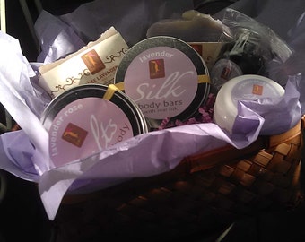 Large Lavender gift set with Organic Bath and Body Butter, Soap, Oil, silk lotion bar and Bath salts