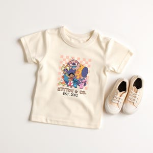 Disney Lilo & Stitch Co Est 2002 Vintage Shirt, Disney Stitch Shirt, Stitch And Angle Shirt, Lilo Stitch Characters Tee, Disney Family Shirt afbeelding 4