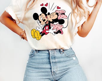 Disney Mickey Minnie Love Sweatshirt, Mickey Minnie Kiss Shirt, Valentine's Day Gift for Couples, Couple T-Shirt, Disney Lover Shirt