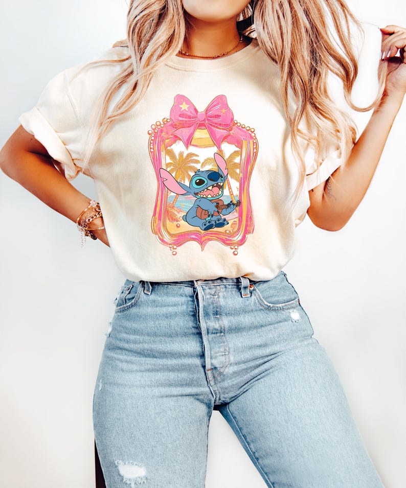 Cute Stitch Tee Shirt, Disney Graphic T-Shirt, Coquette Bow Sweatshirt, Kawaii Stitch Shirt, Gift For Her, Aesthetic Tee, Cozy T-Shirt bild 1