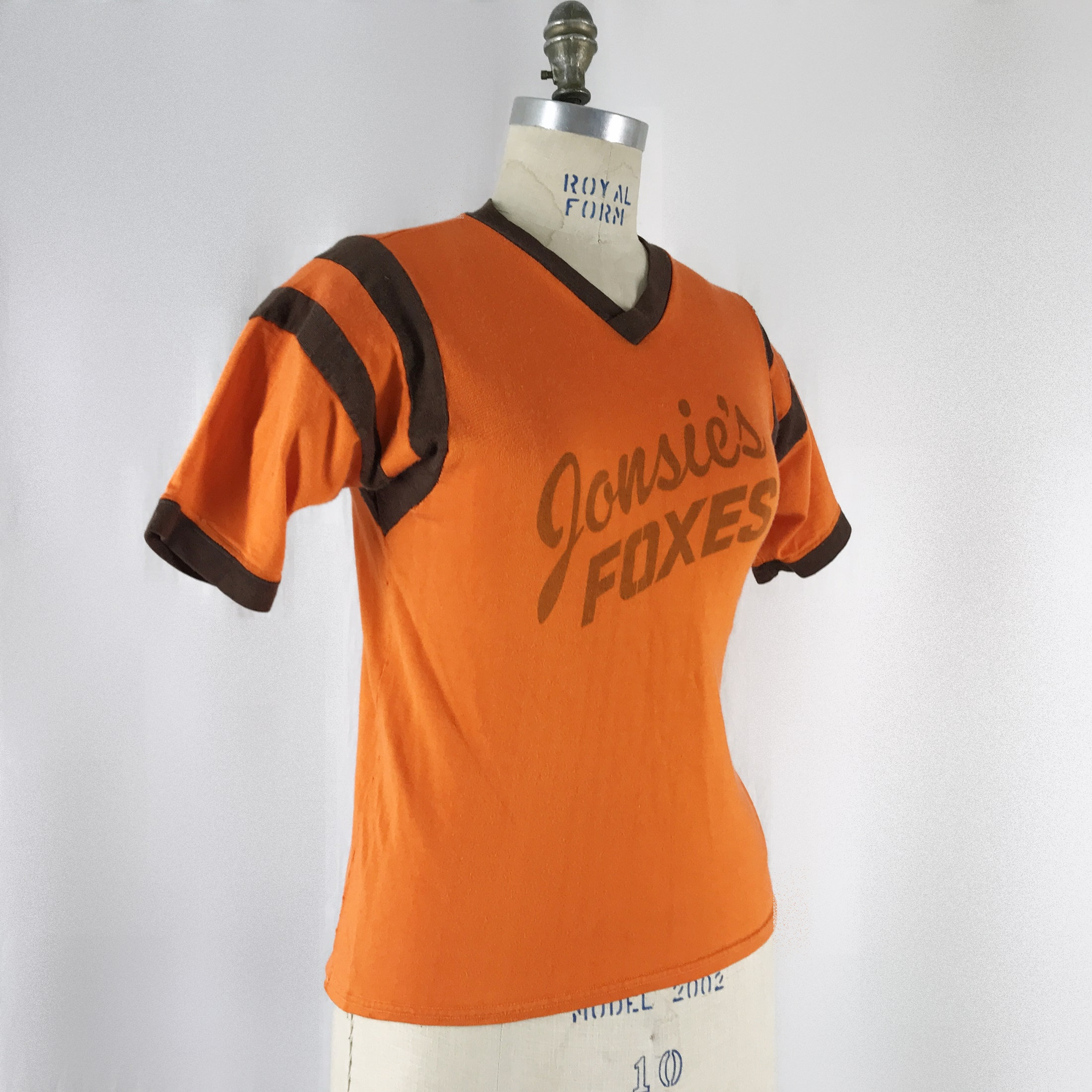 70s カーディガン　Athletic House INC.KNOXVILLE Vintage 70s Athletic Jersey Rayon Knit Orange Brown T Shirt