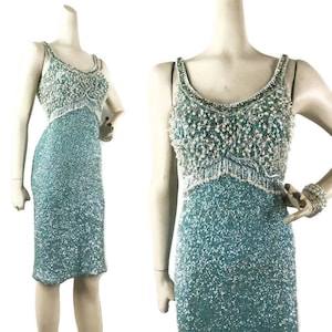 Vintage 60er Kleid Perlen Pailletten besetztes ärmelloses Kleid aus Wolle in Aqua