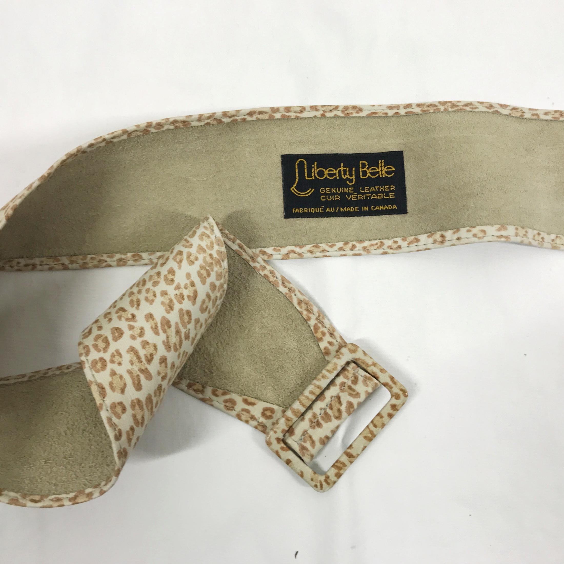 Vintage 80s Belt Beige Tan Leopard Print Soft Leather Cinch  display picture 1