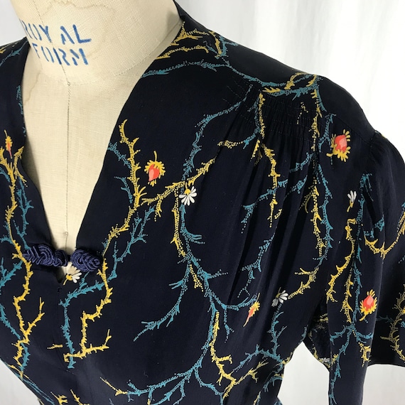 Vintage 40s Dress Floral Rayon navy blue volup - image 5