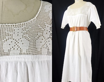 Antique Night Dress White Cotton Crochet lace FLIES BUGS Vintage Midi Nightgown