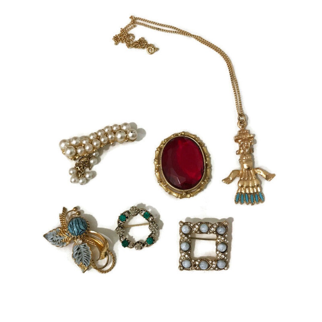 Vintage Jewelry Lot of 6 50s 60s 70s Brooches Pins Necklace for Resale
