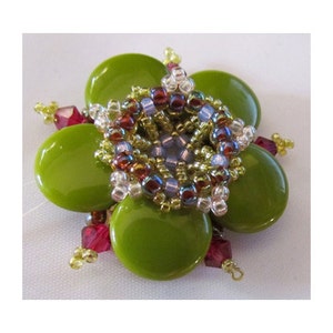 Pea Flower Pendant Pattern PDF Tutorial - Exclusively Pdf Beading Tutorial for personal use only