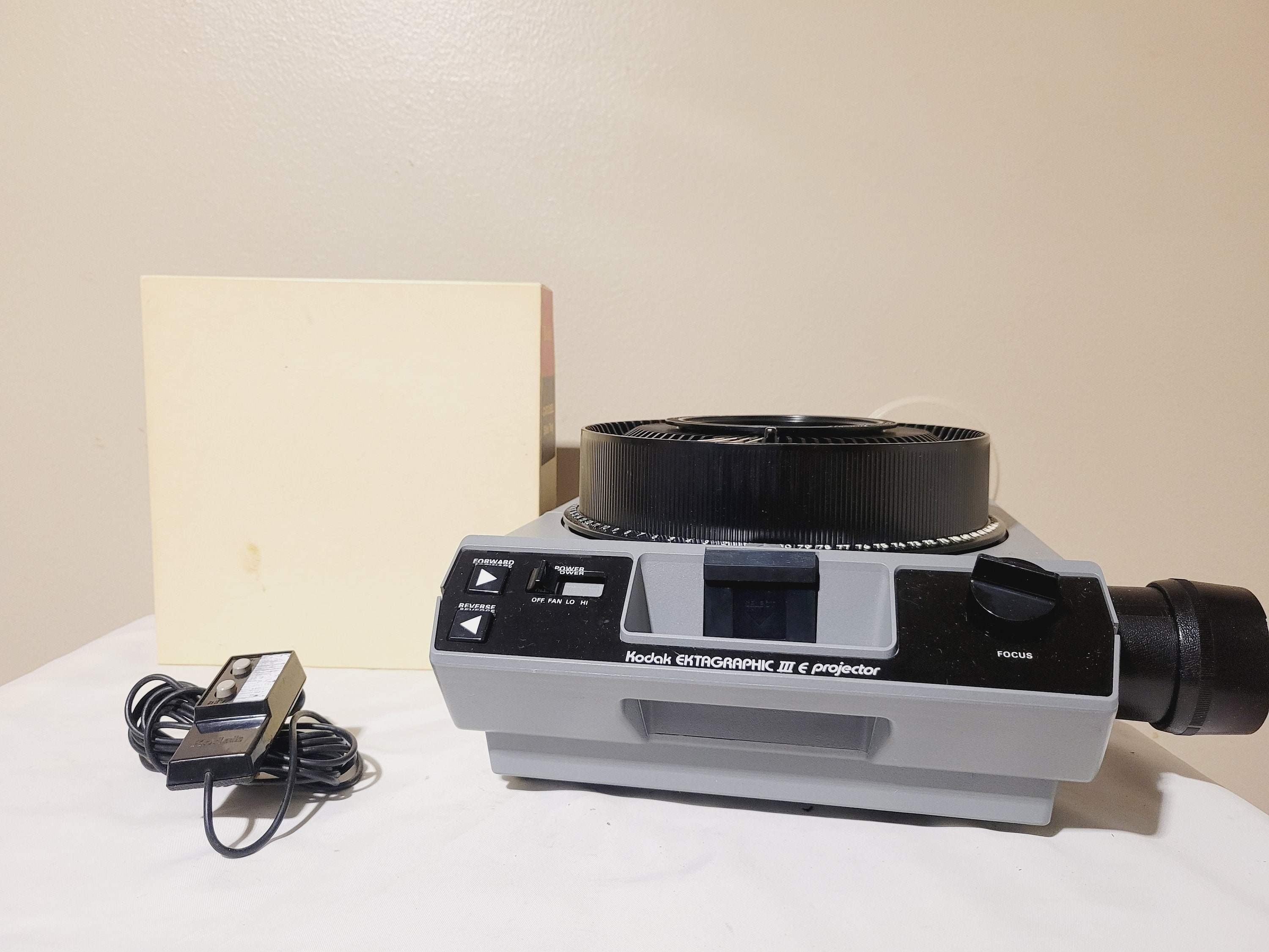 Kodak Ektagraphic III E Slide Projector Serviced Fully Kodak Ektagraphic III E Slide Projector Serviced Fully