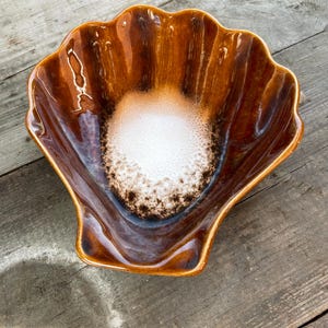 Vintage Honiton Pottery Seashell Dish: 1970s Coastal Decor