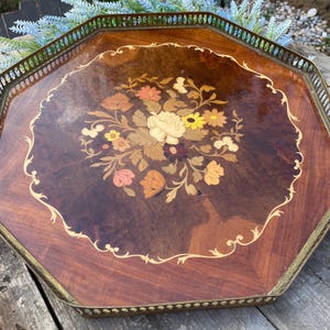 Vintage Marquetry. Italian Wooden Tray – Octagonal with Brass Rim, Floral Centre & Gold Trim, 47.5cm