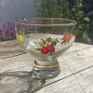 Midcentury occasion bowl, decorated with fruits