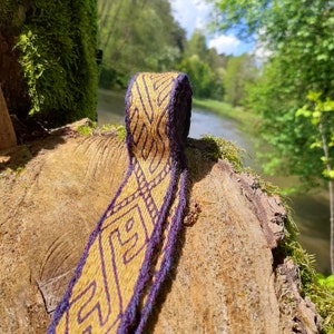 Wollen tablet geweven riem, Birka, kaartweven, volkskleding, klederdracht, volksriem, re-enactment, vikingriem, vikingkleding, etno-riem
