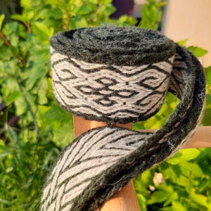 Tabletgeweven riem, kaartweefsel, volksriem, Birka B-22-ontbrekend gat, handgemaakt, geweldig cadeau, middeleeuwse re-enactment, tabletweefsel, Viking-kleding