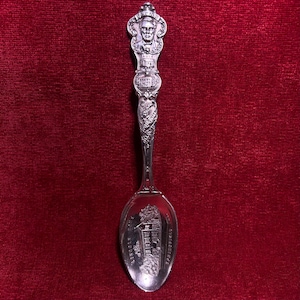 Antique Sterling Silver Abraham Lincoln Home Souvenir Spoon