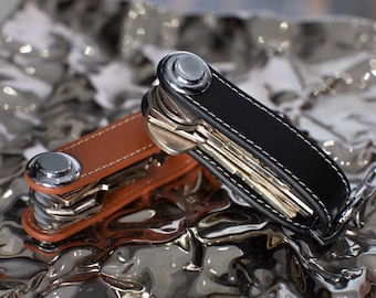Leather key ring to effectively organize all your keys, Minimalist Key Holder / Organiser, Italian leather, Key case, Leather Keychain