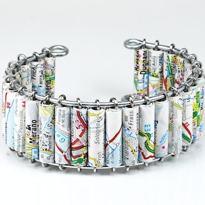 Bijoux de carte d’Italie - Bracelet de manchette de carte d’Atlas routier d’Italie recyclé, bijoux d’Italie, bijoux italiens, cadeau de voyage, bijoux en papier, cadeau d’Italie
