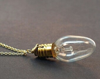 Steampunk Ketting- Messing Upcycled Gloeilamp Sieraden, Steampunk sieraden, gloeilamp ketting, gloeilamp ketting, Gift Idea