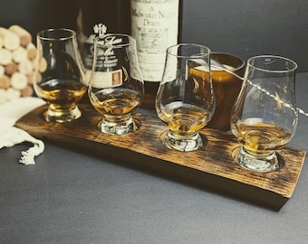 Tablas de degustación de duelas de barril de whisky y bourbon