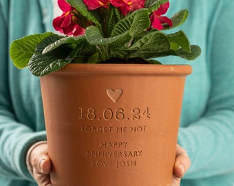 Personalised Engraved - Forget Me Not - Terracotta Flower Plant Pot, Custom Made Gift, Personalised Memorial Keepsake, Garden