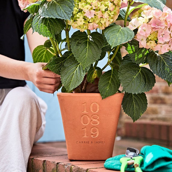 Personalised Special Date Terracotta Plant Pot Personalized Gift