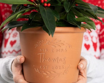 Personalised Engraved Handwritten Couples Flower Pot, Custom Made Gift Garden Decor Valentines Wedding, Housewarming Engagement Terracotta