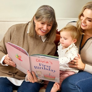 Personalised First Birthday Storybook with Name - Custom Keepsake Gift for Boys & Girls, Perfect 1st Birthday Present for 1-Year-Olds image 7