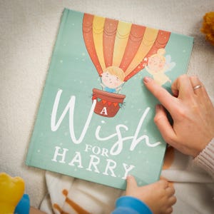 Livre de souhaits personnalisé pour enfant, cadeau 1er anniversaire pour bébé, tout-petit, baptême, baptême, souvenir unique pour enfant, livre d'histoires personnalisé Royaume-Uni