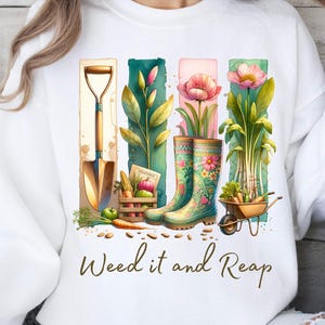 Jardinage PNG, outils de jardinage Cottagecore Shirt Png, chemise de jardinage maman, conception de sublimation de jardinage, cadeau pour jardinier, jardinage maman PNG
