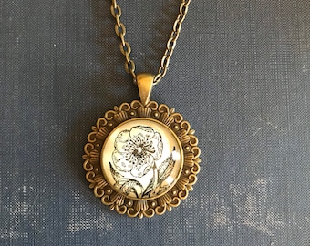 Vintage Flower Pendant Necklace