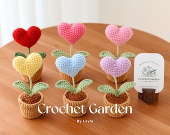 crochet heart, min crochet flower in pot, housewarming gift, desk decoration, room decoration, handmade flower, gift for her